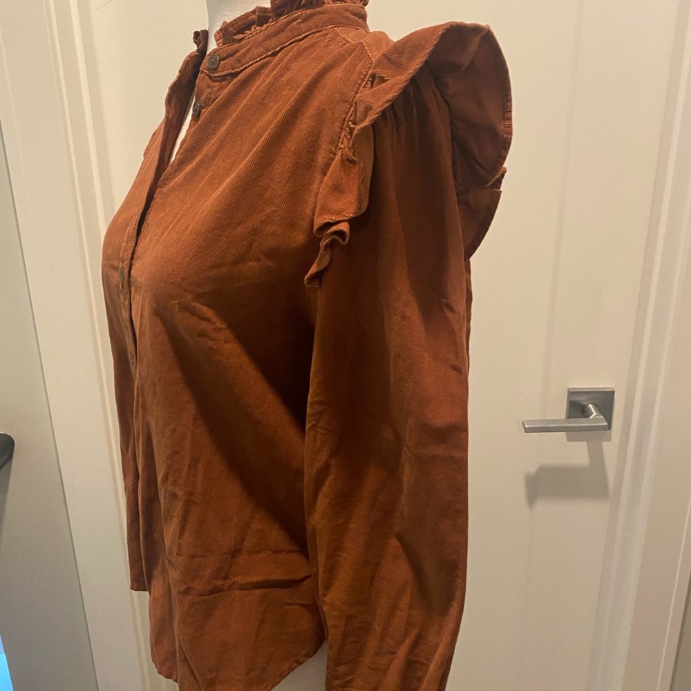 GAP Rust Ruffle-Shoulder Button-Down Shirt - Picture 2 of 4